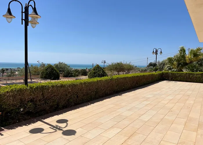 Villa Dolce Vita - Panorama A Marina Di Ragusa Con Parcheggio Privato